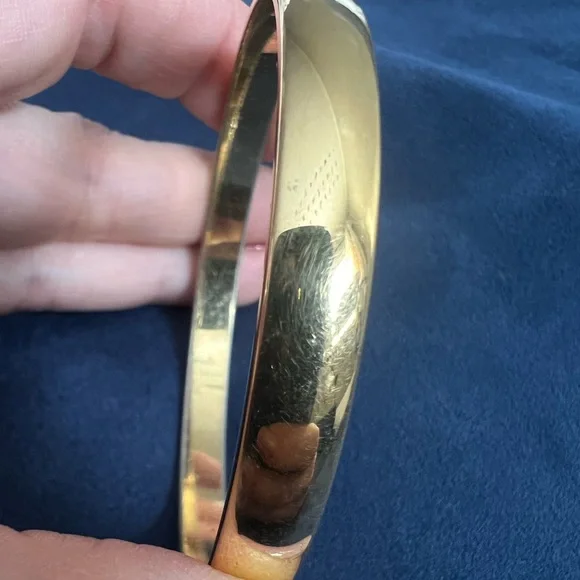 Monet Bangle - Picture 8 of 9